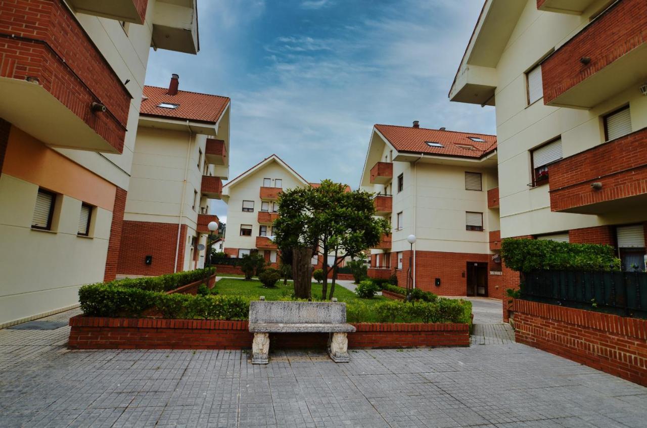 Apartamento Playas De Quejo Isla Bagian luar foto